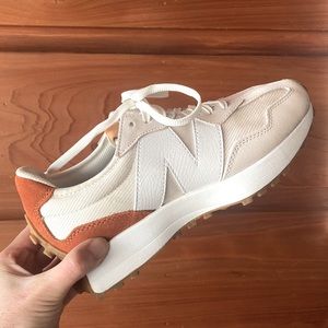 New Balance 327 Sea Salt Rust Sneakers Womens Size 9 HTF